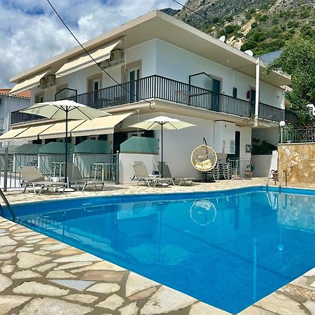 Vladimiros Apartments บาร์บาตี ภายนอก รูปภาพ