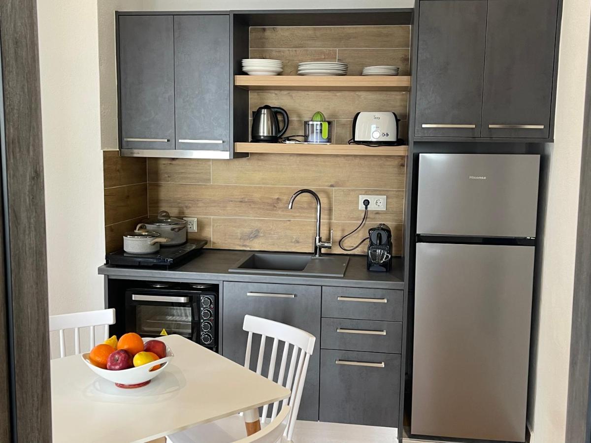 Vladimiros Apartments บาร์บาตี ภายนอก รูปภาพ