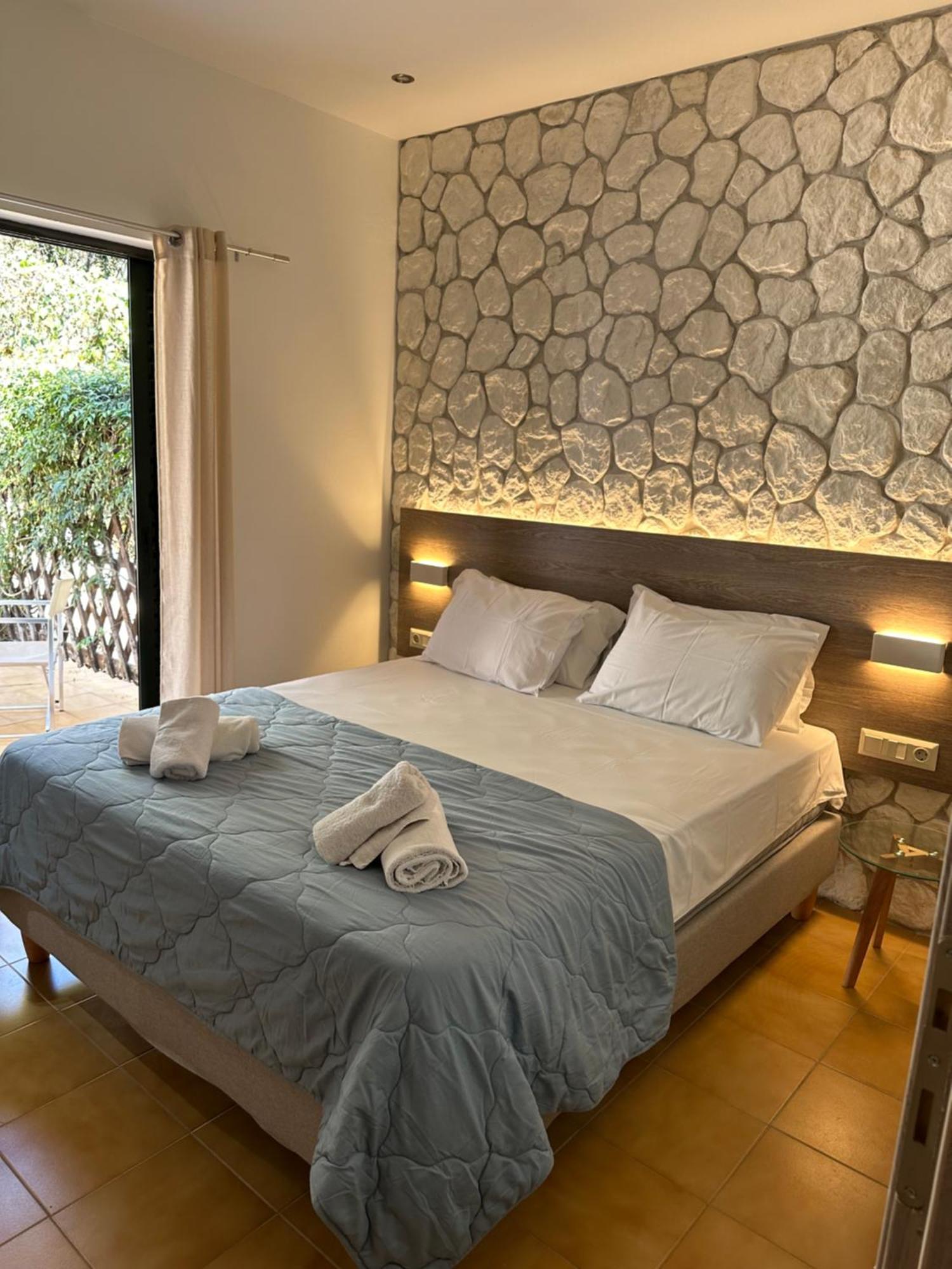 Vladimiros Apartments บาร์บาตี ภายนอก รูปภาพ