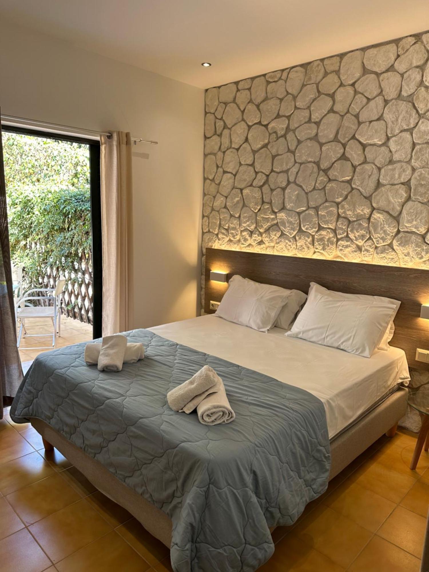 Vladimiros Apartments บาร์บาตี ภายนอก รูปภาพ