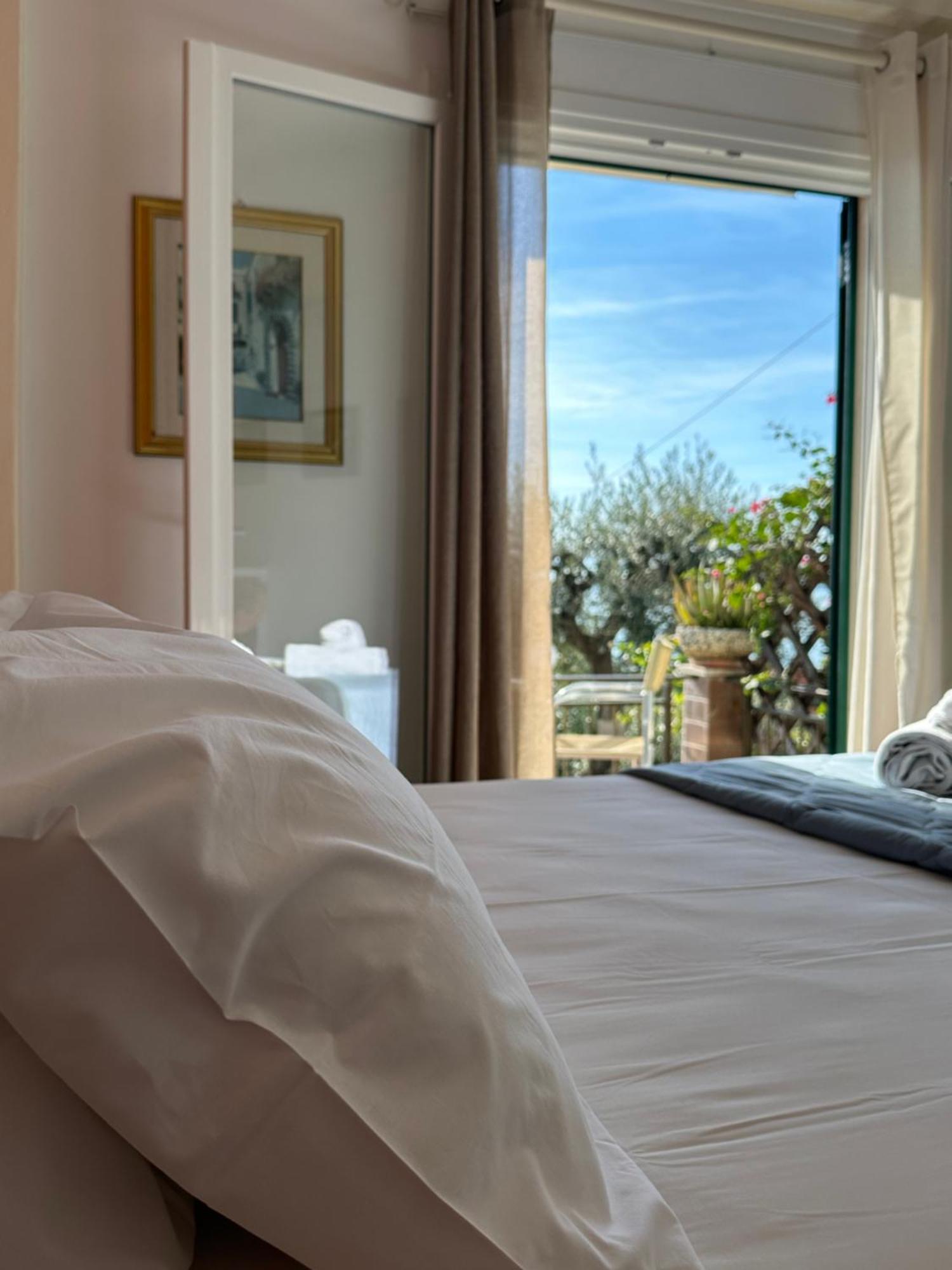 Vladimiros Apartments บาร์บาตี ภายนอก รูปภาพ