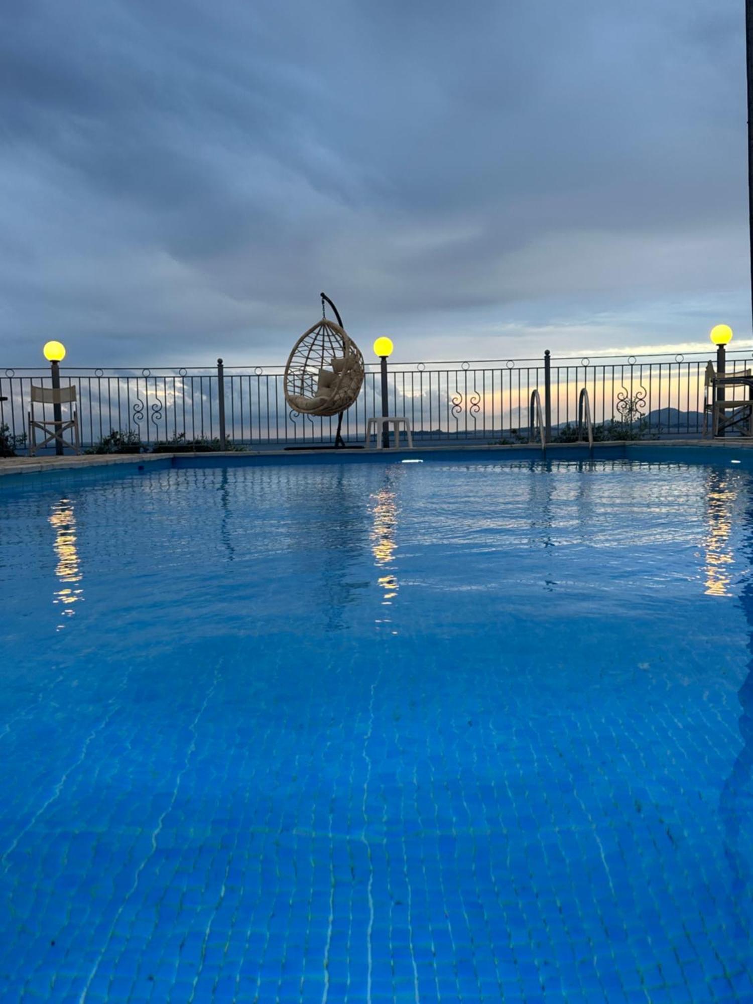 Vladimiros Apartments บาร์บาตี ภายนอก รูปภาพ